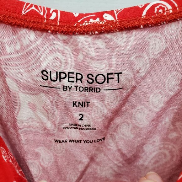Torrid Supersoft Red White Paisley Bandana Sleeveless V-neck Romper NWT Plus 2 - Picture 6 of 8